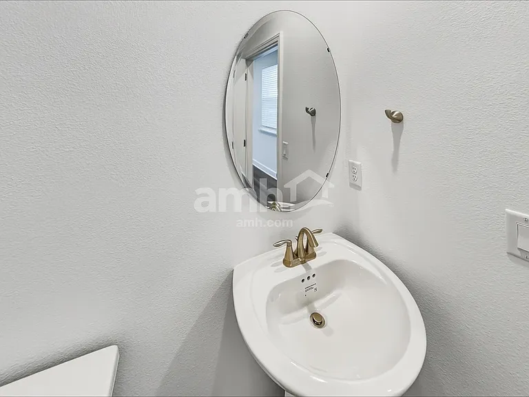 2709 Radha Way — Photo 6
