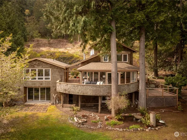1257 Island Drive, Lummi Island, WA 98262