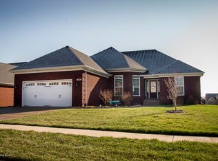 152 Blossom Cir, Shelbyville, KY 40065