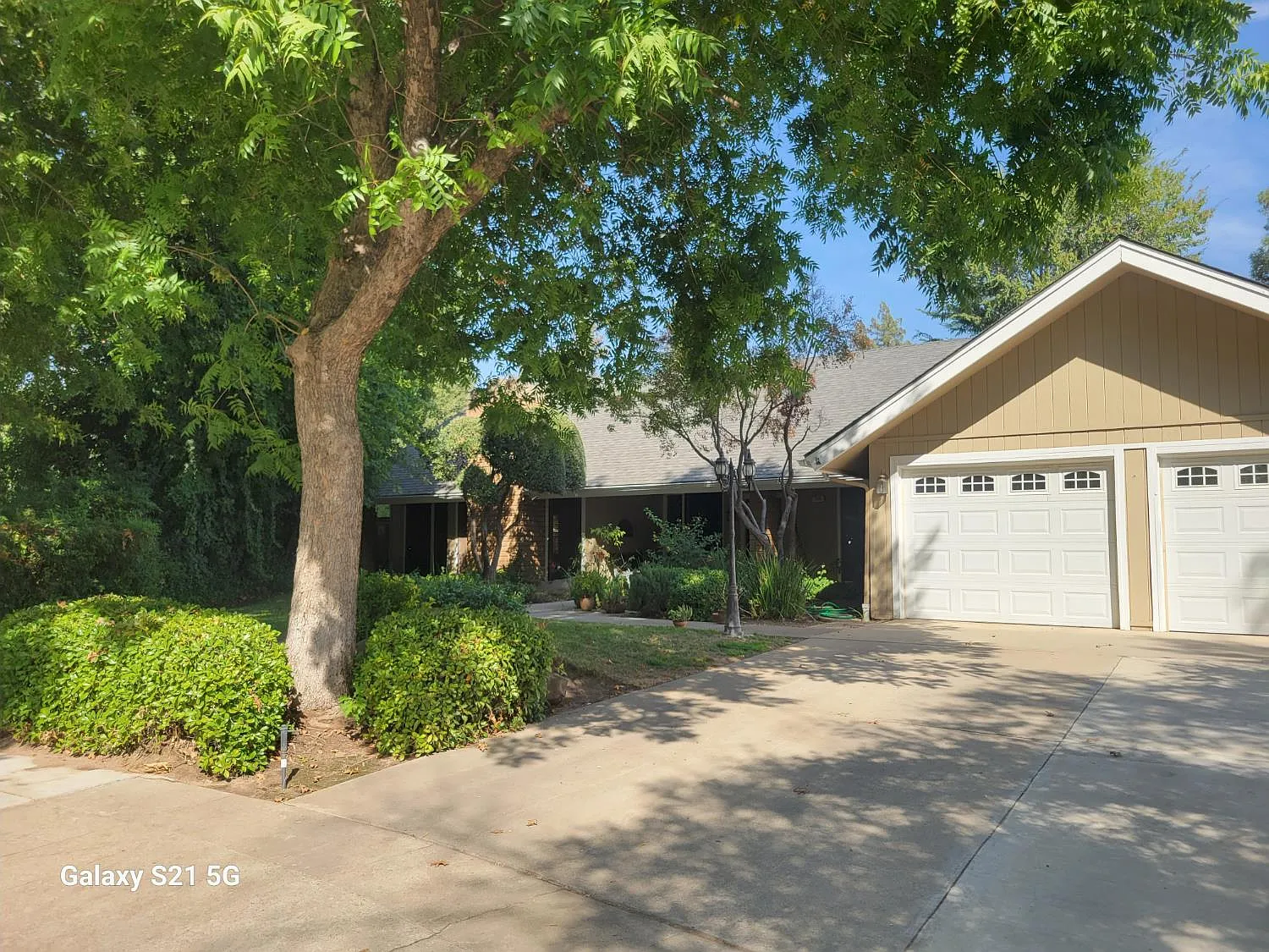 316 E Lester Ave photo 1