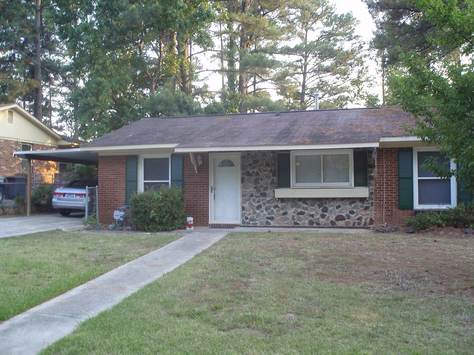 1st image of 4056 Sweetbriar Dr