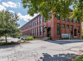 30 Lincoln St APT 115, Westbrook, ME 04092