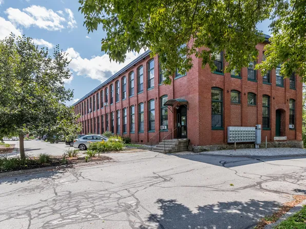 30 Lincoln Street #115, Westbrook, ME 04092
