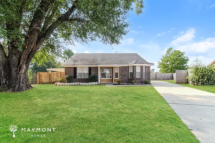 913 Mister Lake Ct