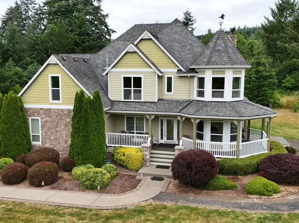 17844 S Nestle Ln, Oregon City, OR 97045