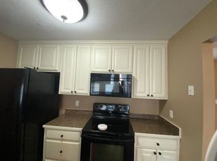 4898 Grant Dr, Valdosta, GA 31605
