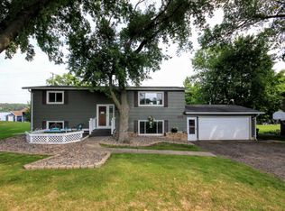 909 E Fir Ave, Fergus Falls, MN 56537