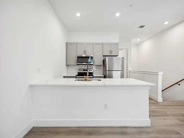 4613 Indie Heights Ln #B — Photo 3