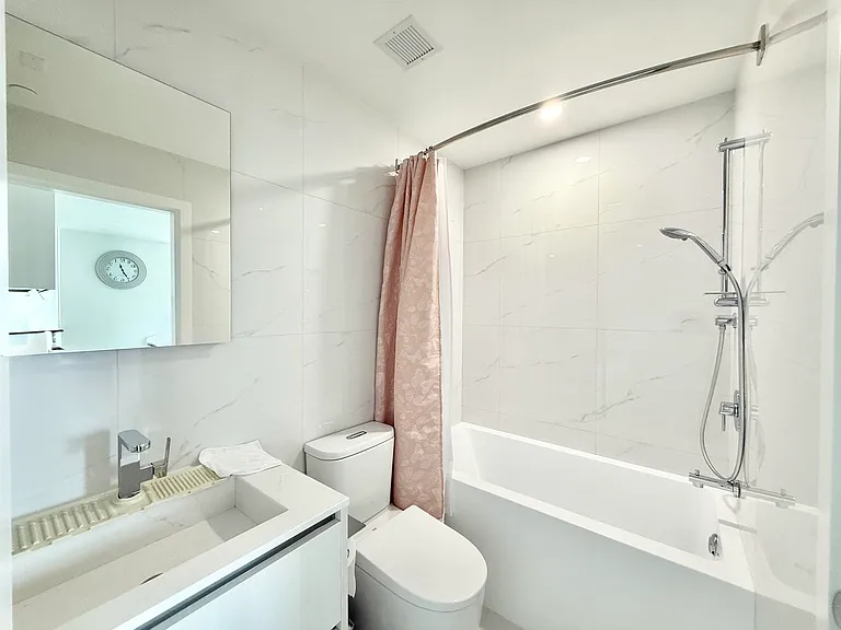 8415 Granville St #507 — Photo 20