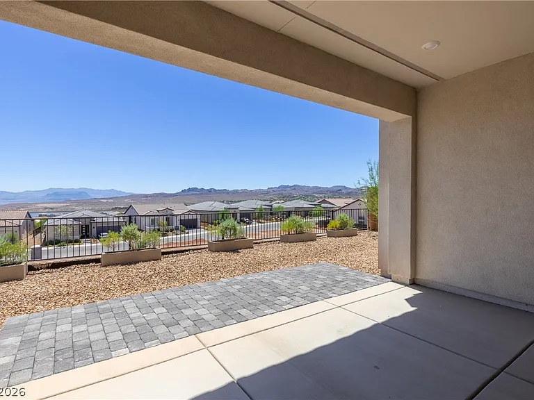 90 Crimson Stone Ct — Photo 33