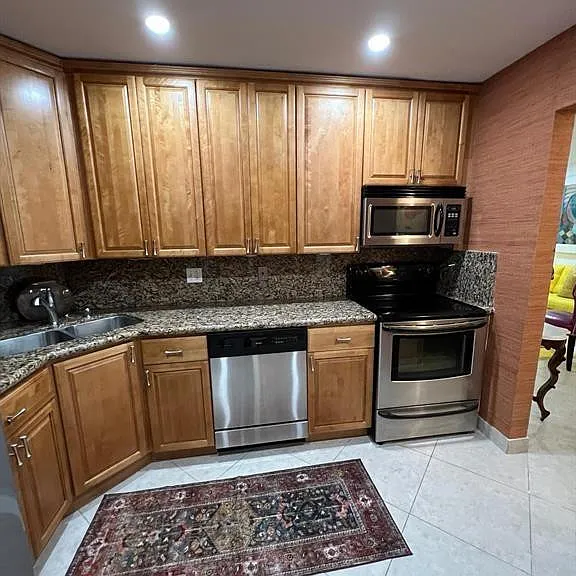351 NE 19th Pl #206K — Photo 6
