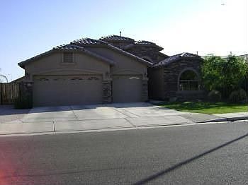 1st image of 877 E Cedar Dr