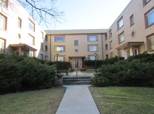 420 5th St APT 2N, Wilmette, IL