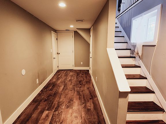 5th image of 224 Freeman Ave #2A