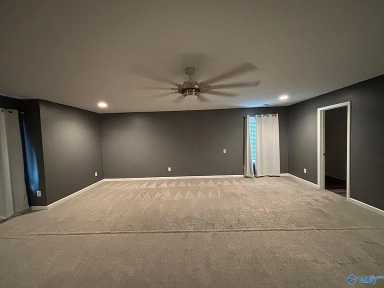 212 Oracle Cir — Photo 29