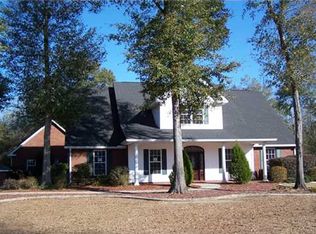 5104 Huckleberry Ln, Moss Point, MS 39562