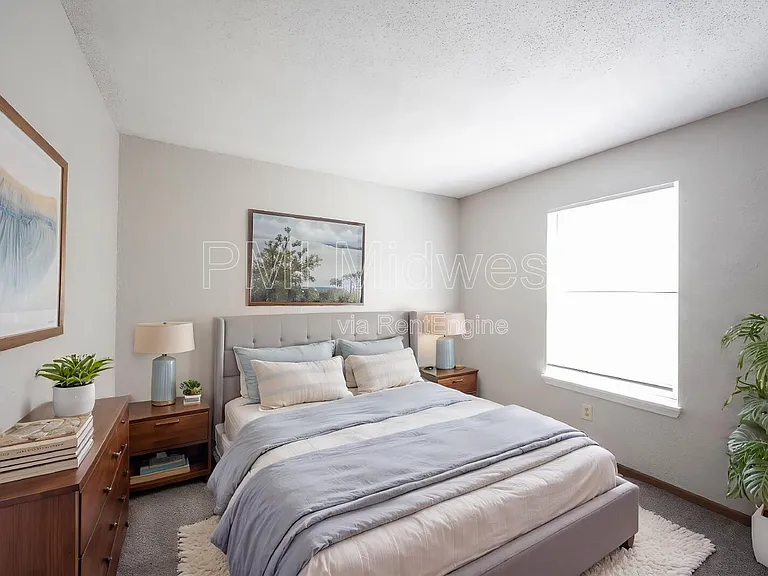10325 Liverpool Way — Photo 22