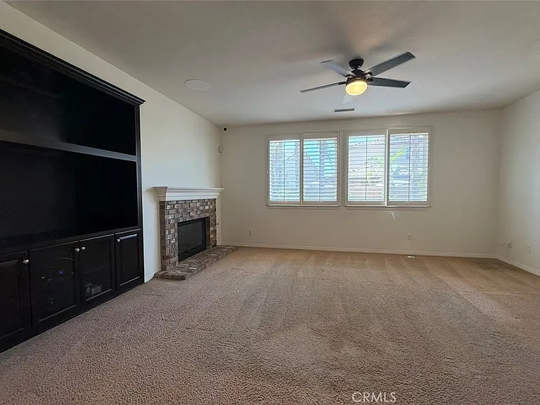 8359 Fiske Dr — Photo 7