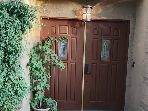 (undisclosed Address), Val Verde, CA 91384