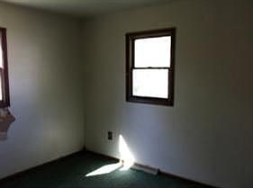4th image of 7749 N Catalpa Ln