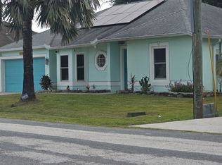 910 Derbyshire Dr, Kissimmee, FL 34758