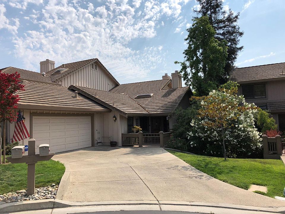 1st image of 5975 Dry Oak Ct