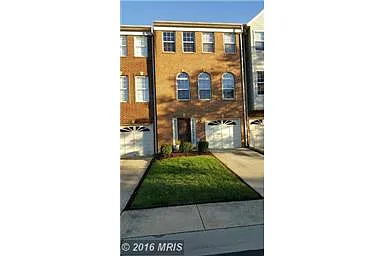 8055 Bloomsbury Pl photo 1