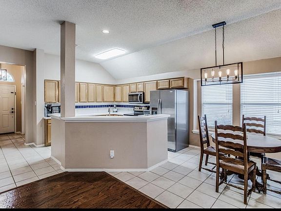 3rd image of 1112 Dove Brook Dr