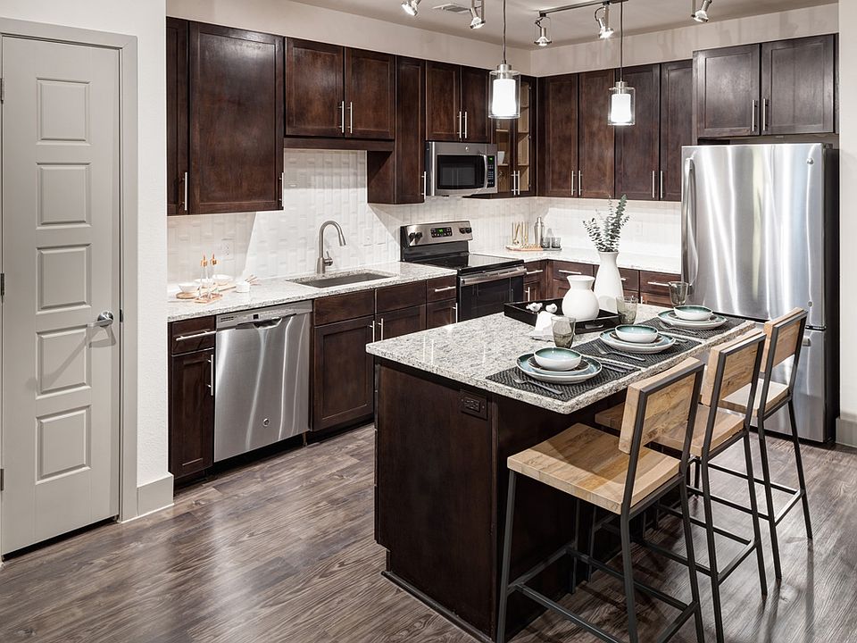 1st image of 2300 W 5th St #1130