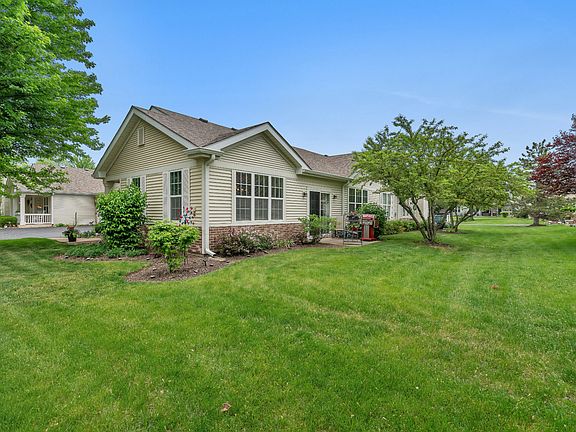3rd image of 16345 Crescent Lake Dr #16345