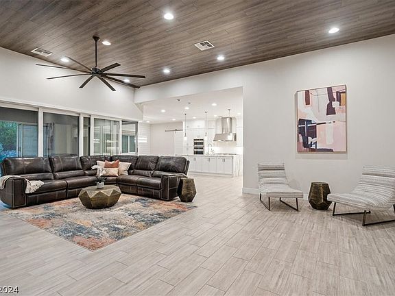 5th image of 8940 Hickam Ave