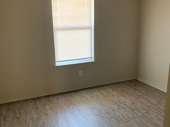 4th image of 10344 Aberdeen Dr