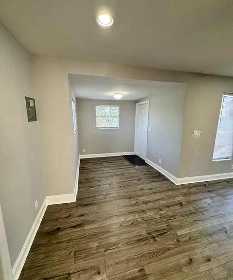 726 Bradley St #TOP — Photo 5