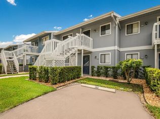 6033 34th St W APT 131, Bradenton, FL 34210