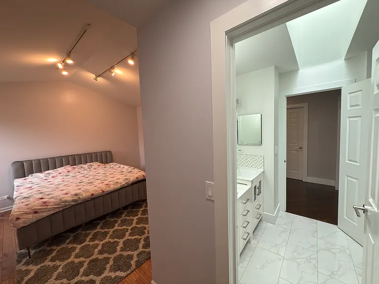 917 Carlisle Ave — Photo 16