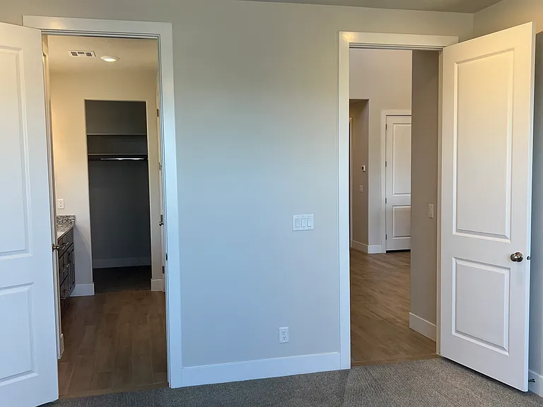 798 N Via Modelo Cir — Photo 13