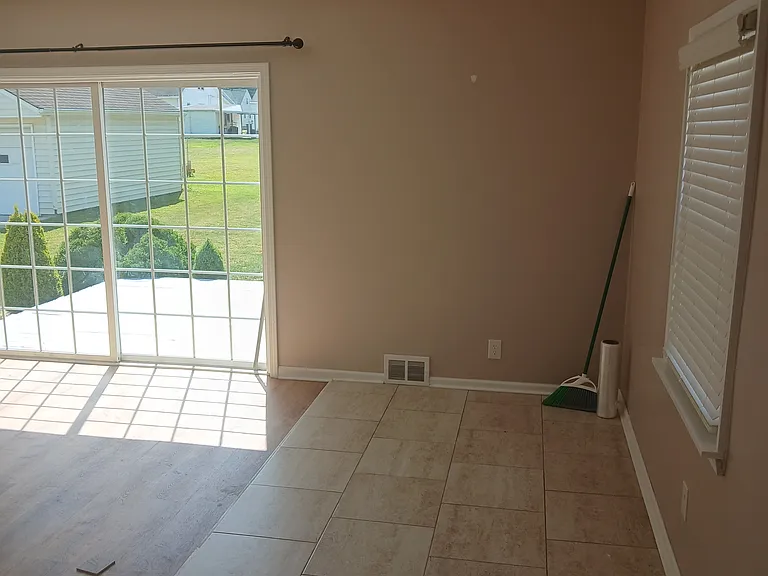 1214 Elmwood Rd — Photo 13