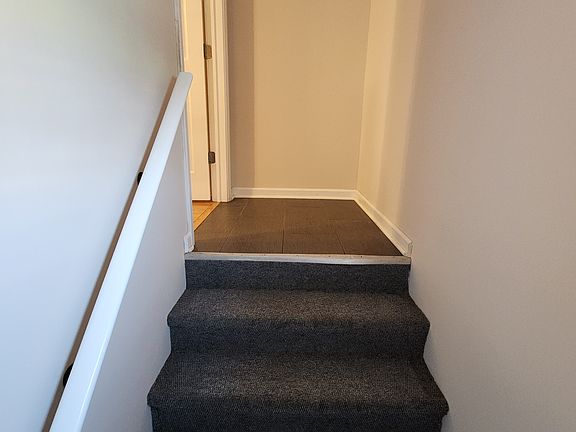 2nd image of 352 Grant St #352