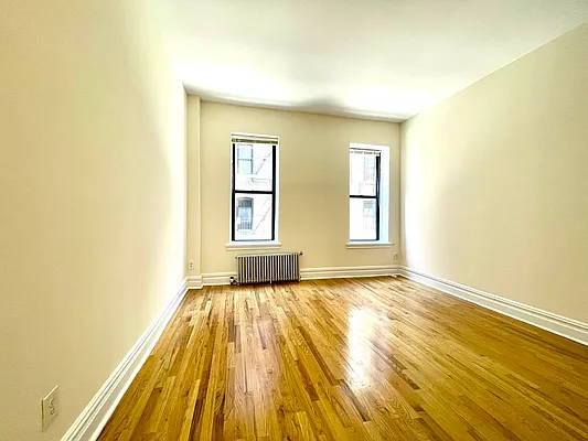 Rented by Corcoran | media 19