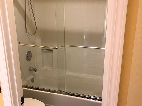 5th image of 4140 Hamilton St APT 4