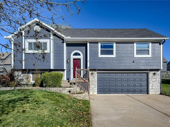 8920 NE 116th St, Kansas City, MO 64157