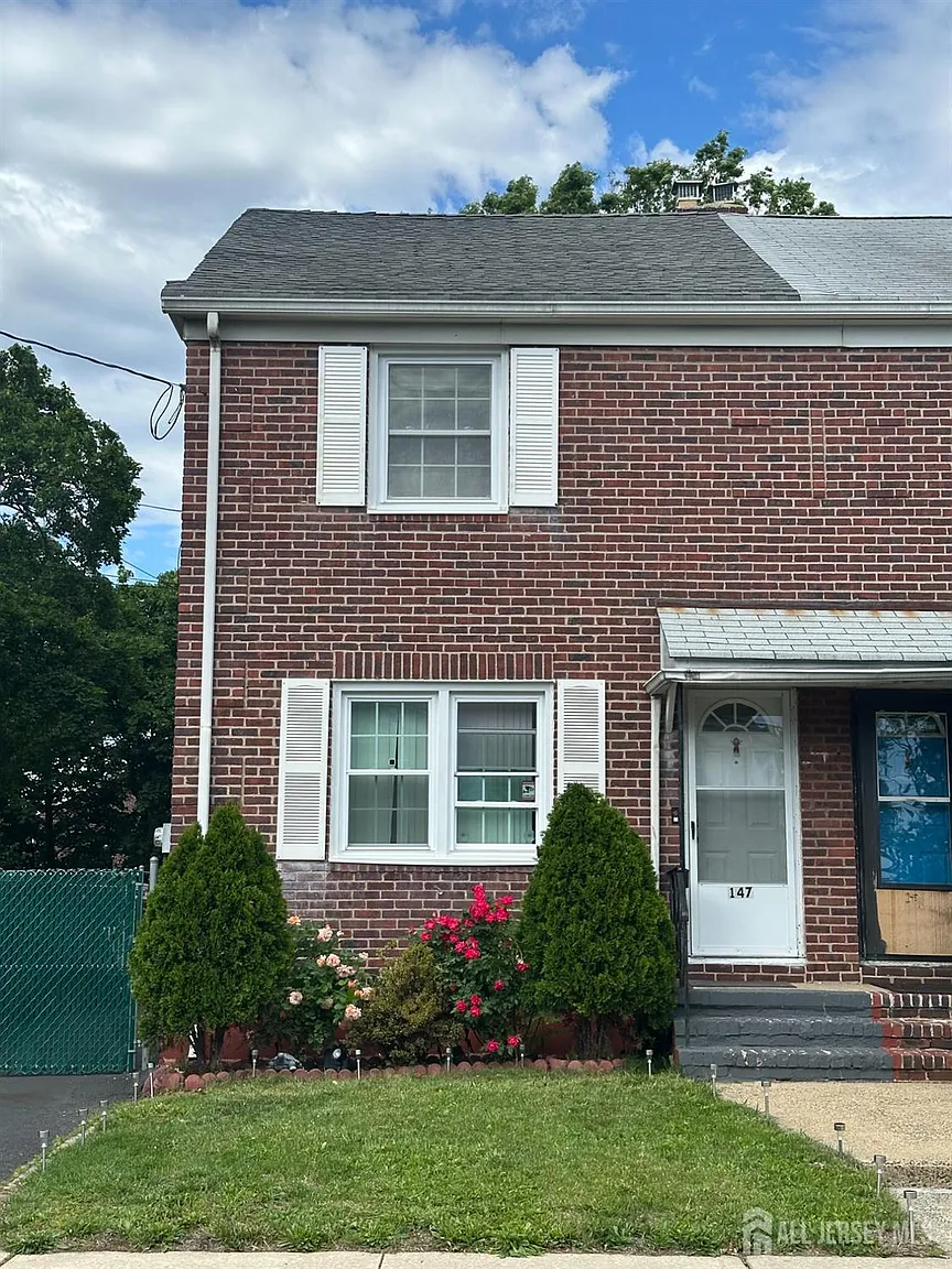 147 Rutgers St photo 1