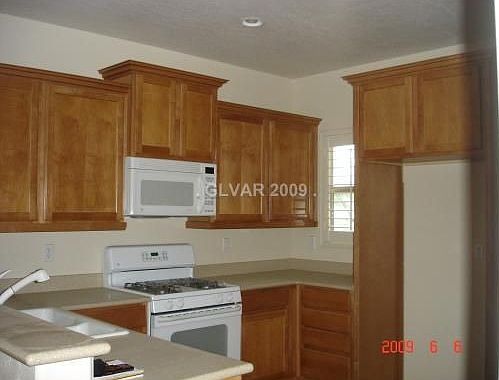 1st image of 6006 Saddle Horse Ave