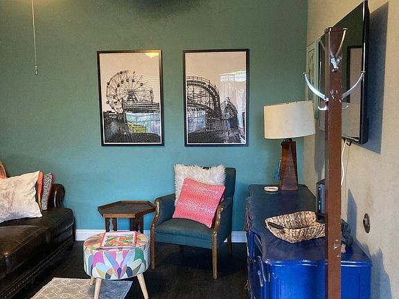5th image of 4050 46th St Unit 14