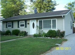 5111 Stratford Rd, Evansville, IN 47710