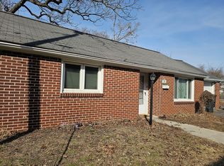 109 Kramer Ln, Bowling Green, OH 43402