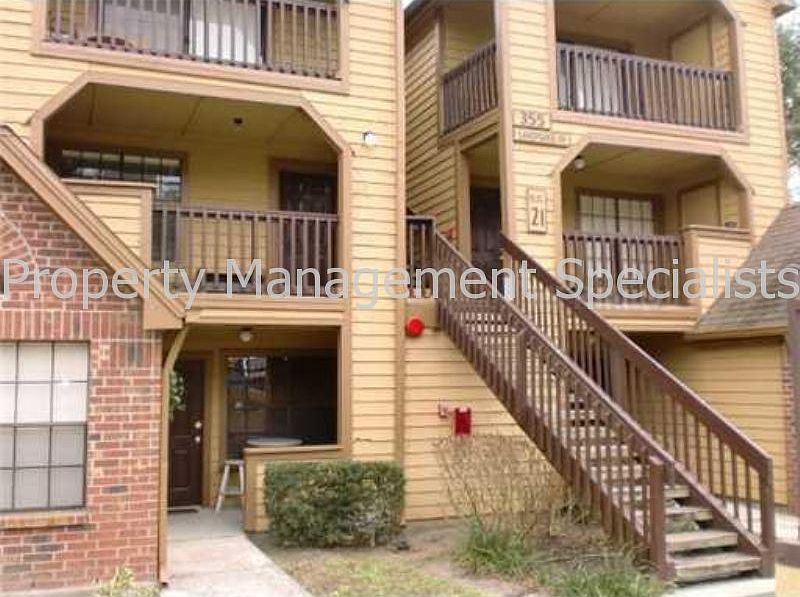 1st image of 355 Lakepointe 201 Dr