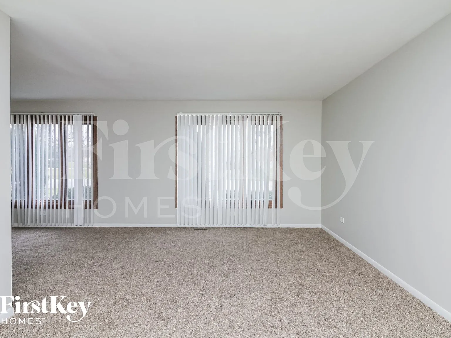 3 bed, 2.0 bath, 1187 sqft, $2,580 — Photo 2