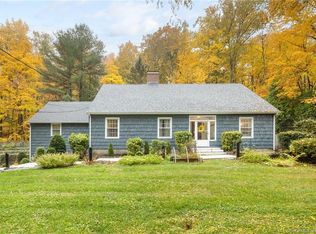 543 Simsbury Rd, Bloomfield, CT 06002