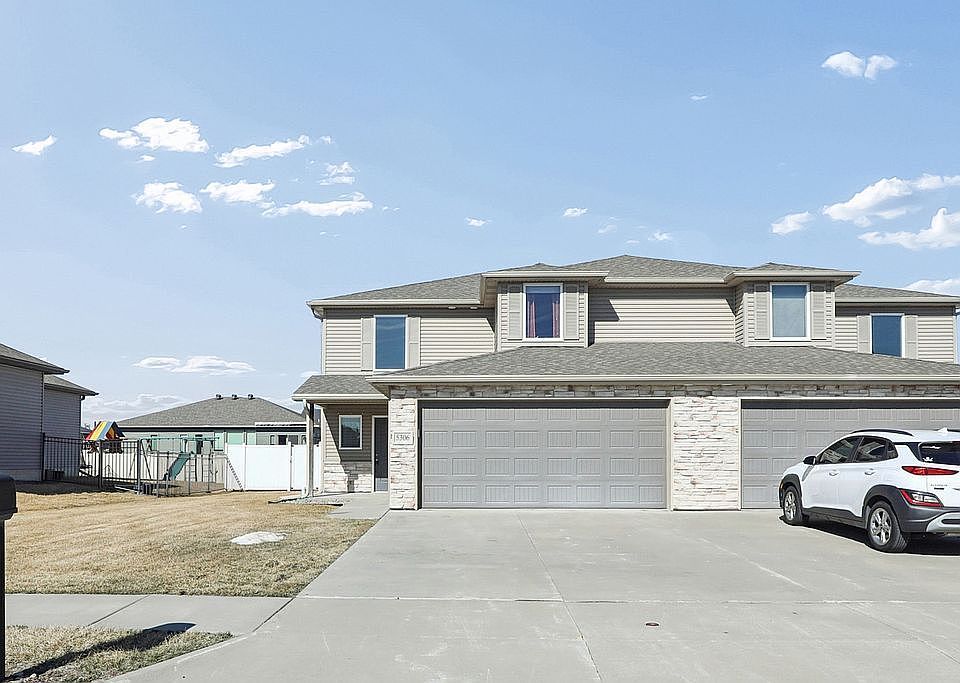 1st image of 5220 41st St